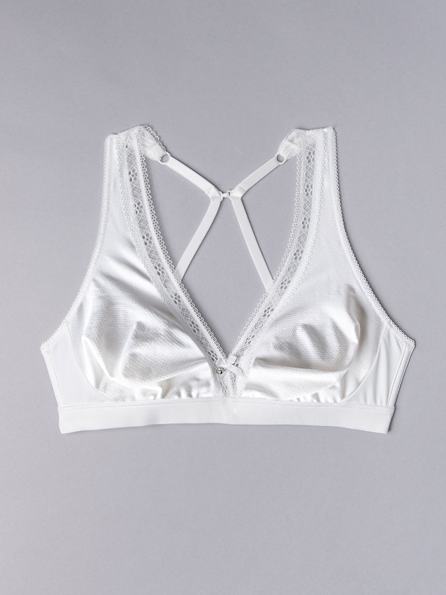 #colore_bianco latte