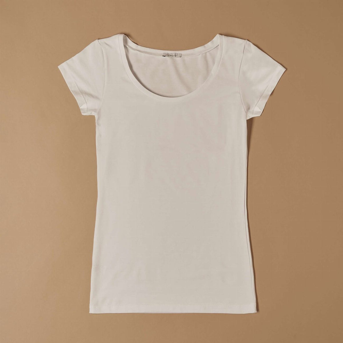 T-shirt scollo tondo in cotone modal Jadea 4181