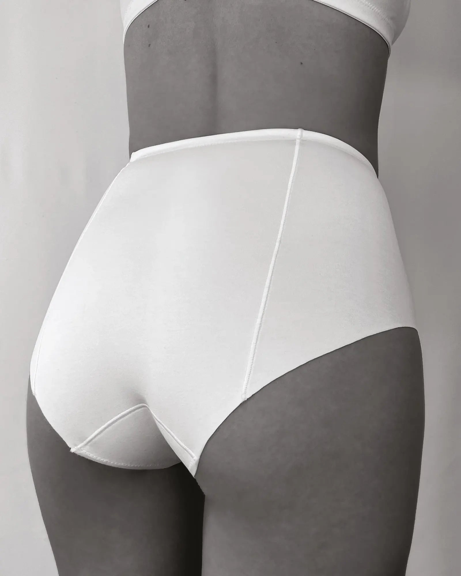#colore_bianco