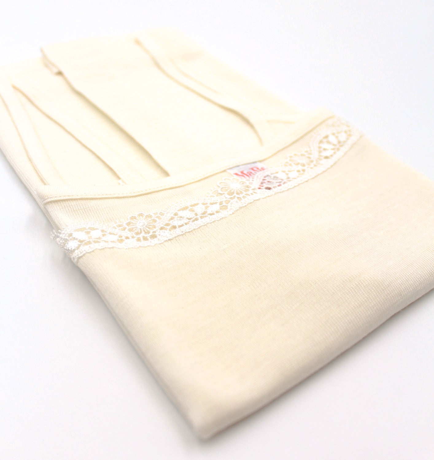 Top in microlana e pizzo macramè Ma.Re. 404