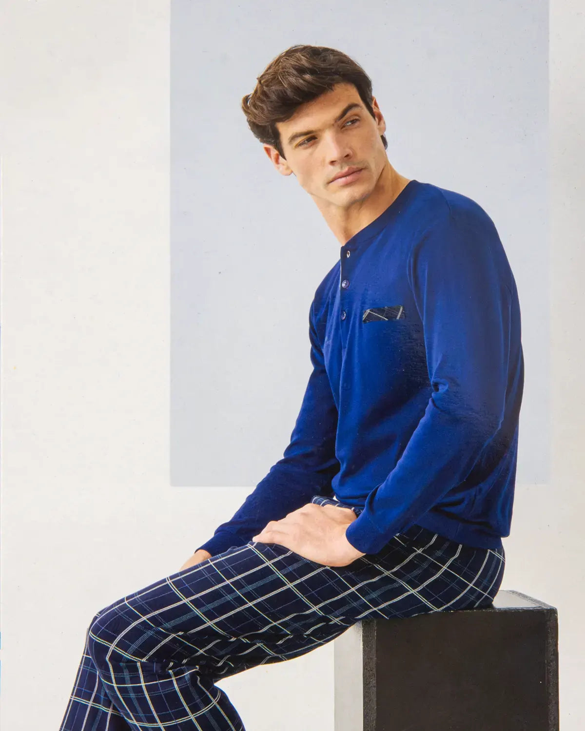 Pigiama lungo da uomo in cotone Enrico Coveri EP2188